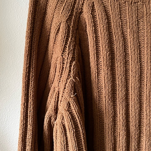 American Eagle Outfitters Chenille Brown Sweater - Picture 2 of 11